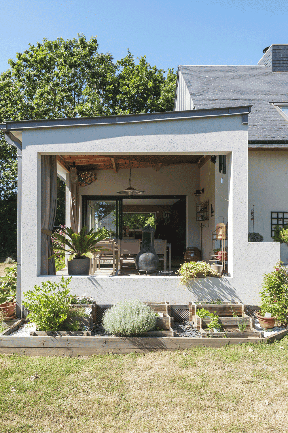 Une extension de terrasse et de salon