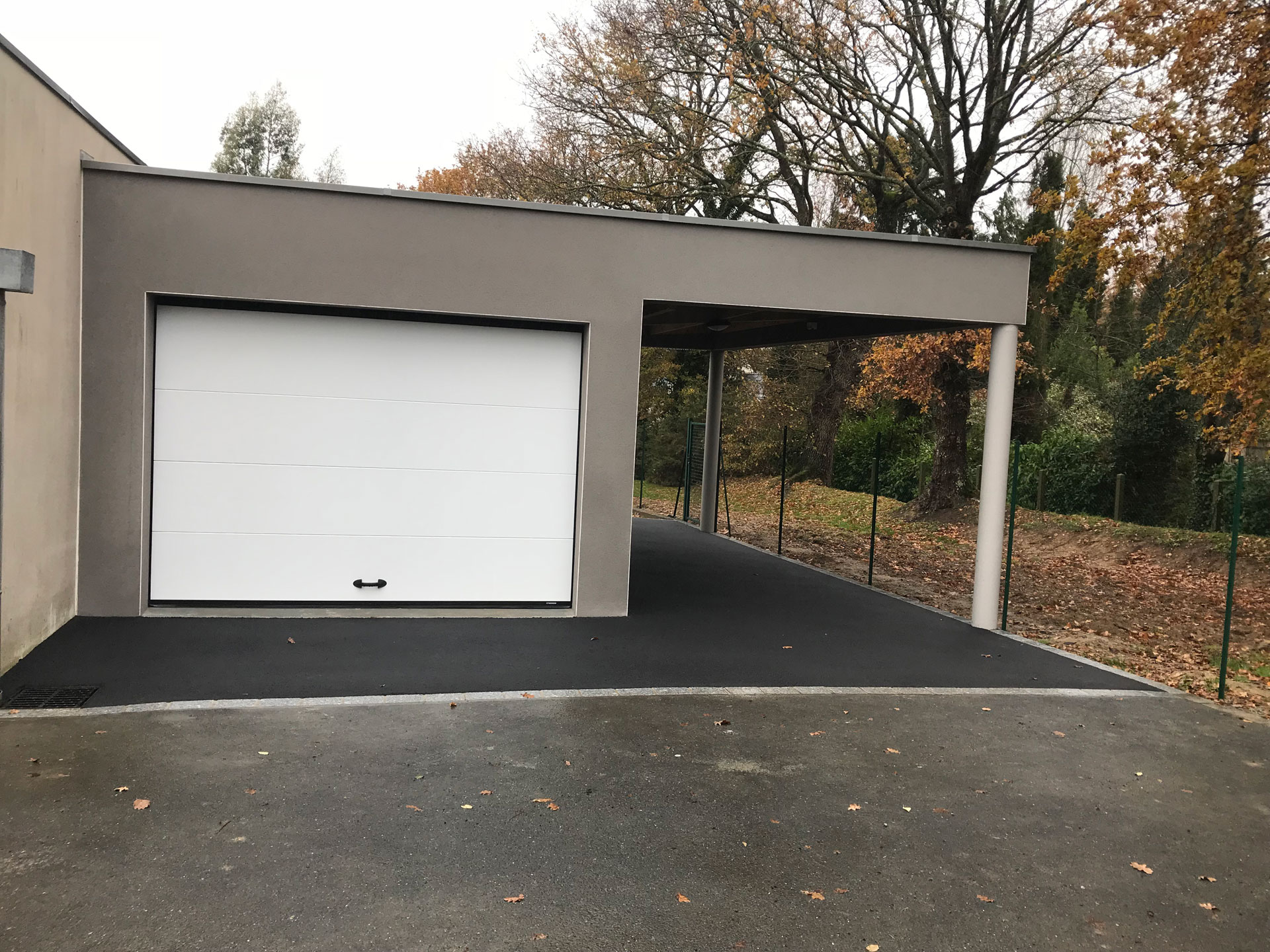 Extension de garage avec carport en cube (35170)