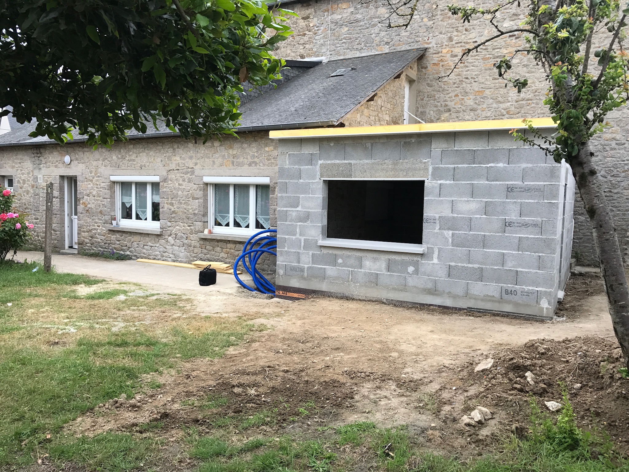 Travaux de construction d'une extension de maison à Dinan (22100)