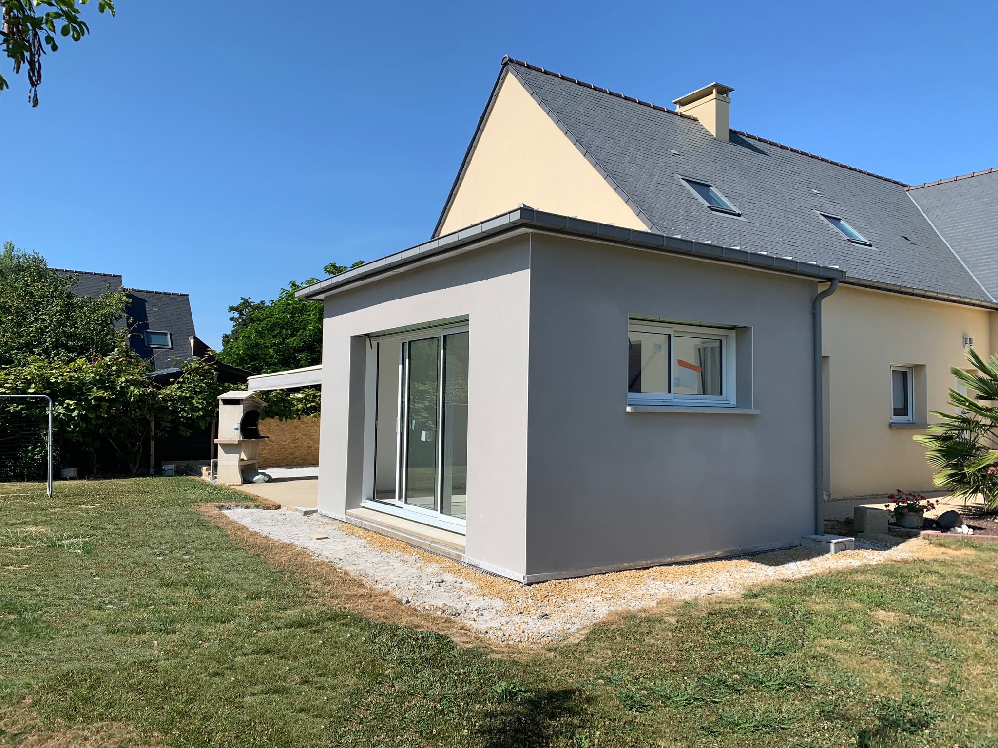 Une extension de maison en décalée