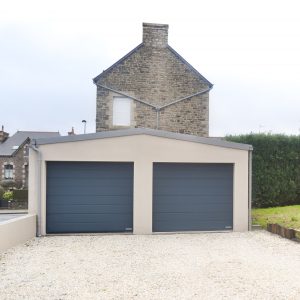 Un double garage indépendant