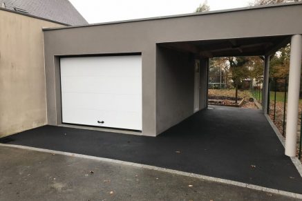 Garage accolé en toit plat