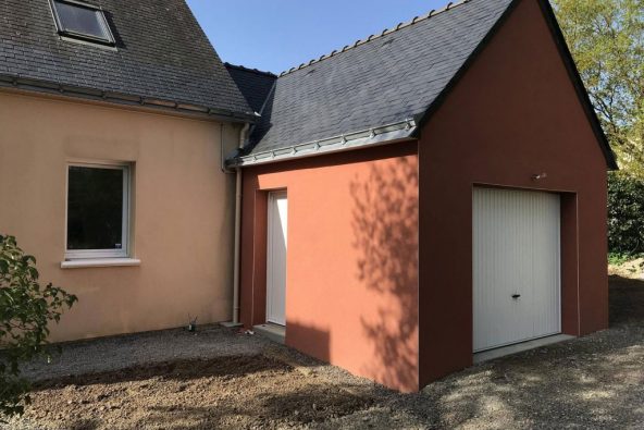 Extension de garage traditionnel par Cybel Extension