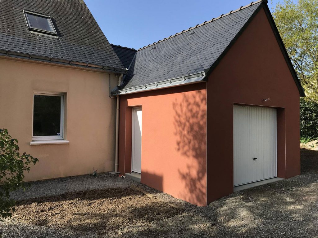 Extension de garage traditionnel par Cybel Extension