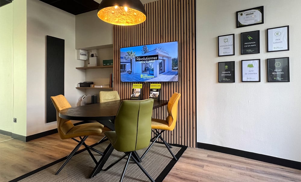 L'intérieur de l'agence Cybel Extension Vendée