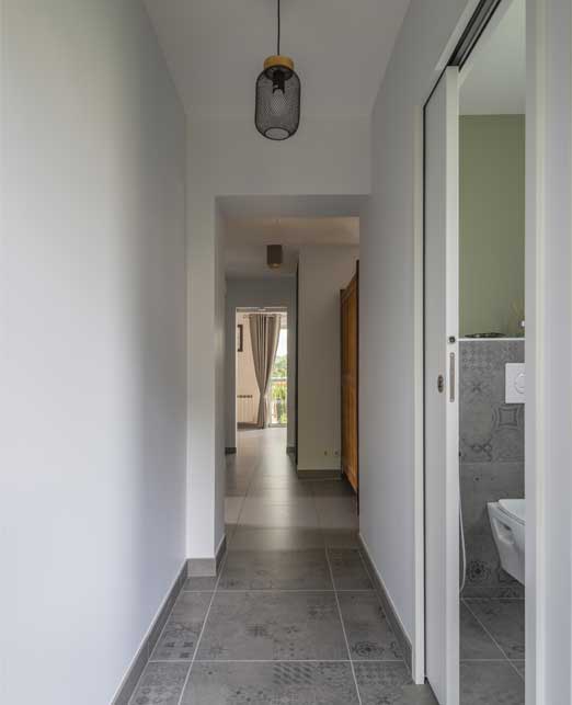 Le hall d'entrée dans l'extension