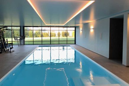 Une salle de sport dans une dépendance