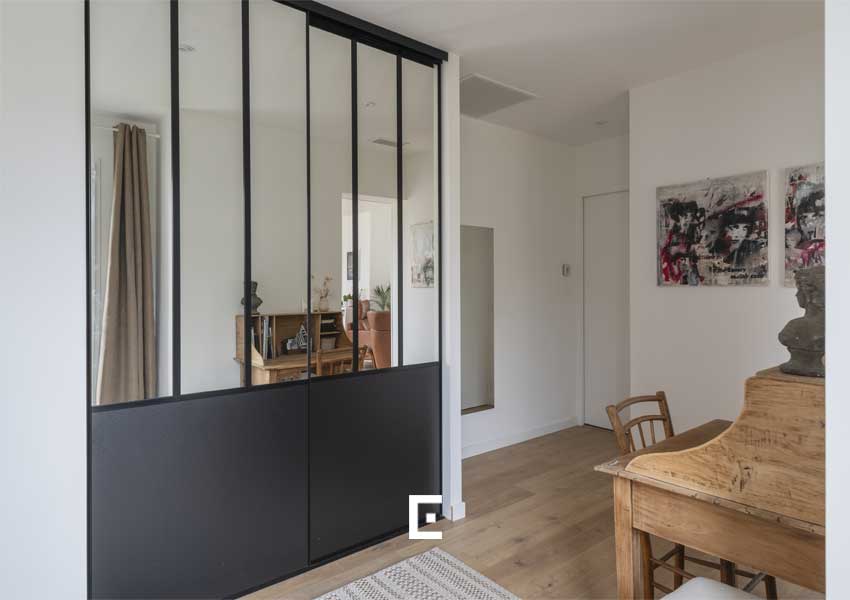 L'ouverture verrière dans la maison Phénix