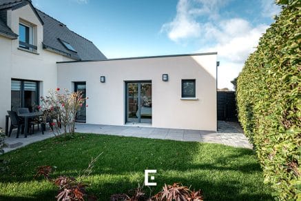 Extension de maison à toit plat à Guidel