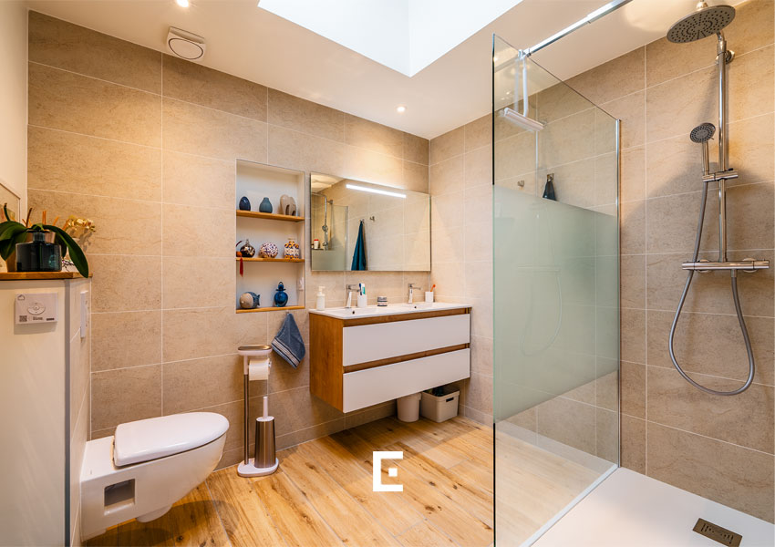 La salle d'eau dans la nouvelle suite parentale à Limoges